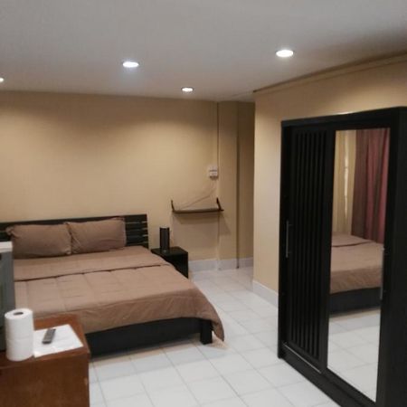 Jomtien Sunset Guesthouse エクステリア 写真
