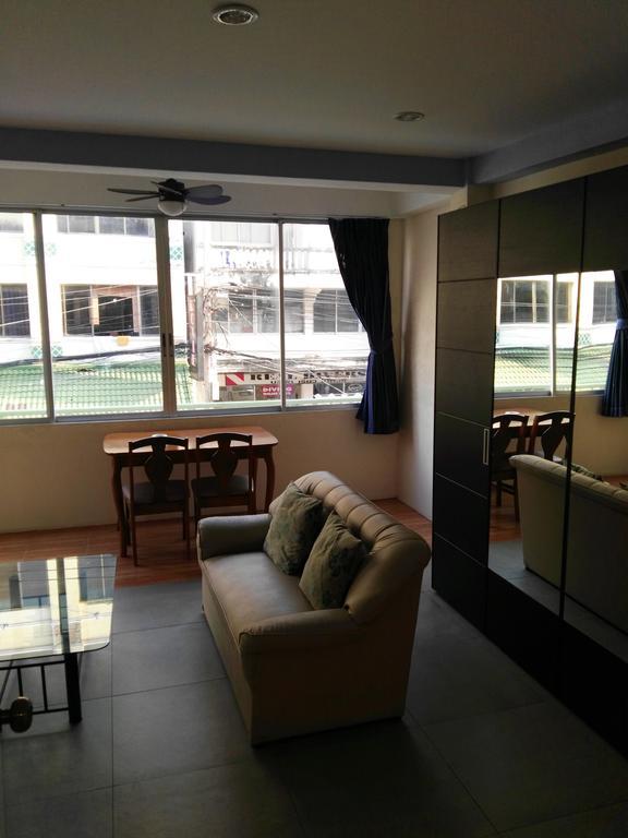 Jomtien Sunset Guesthouse エクステリア 写真